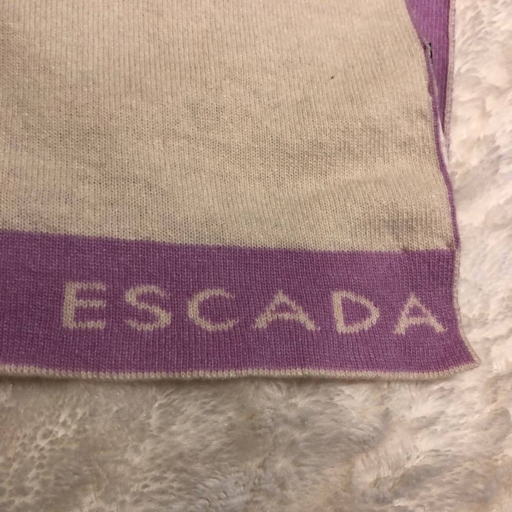 Escada Scarf - Picture 3 of 3